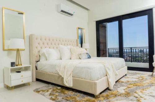 VIA Studio Apartments with pool in New Kingston