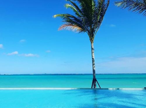 Stunning Oceanview 2 Bed Condo at ONE Cable Beach